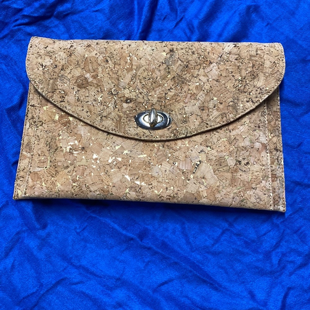 NWOT Street level cross body bag